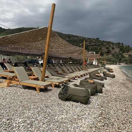 Вилла Eratous Seaside House Agii Dimitrios ke Panteleimon Экстерьер фото
