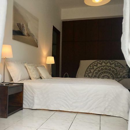 Вилла Eratous Seaside House Agii Dimitrios ke Panteleimon Экстерьер фото