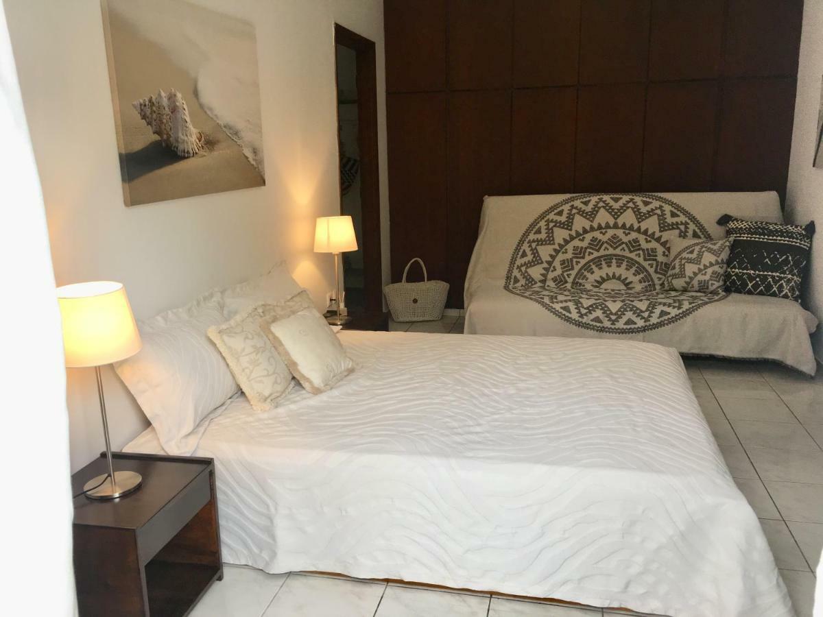Вилла Eratous Seaside House Agii Dimitrios ke Panteleimon Экстерьер фото