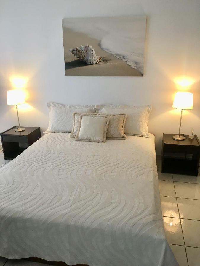Вилла Eratous Seaside House Agii Dimitrios ke Panteleimon Экстерьер фото