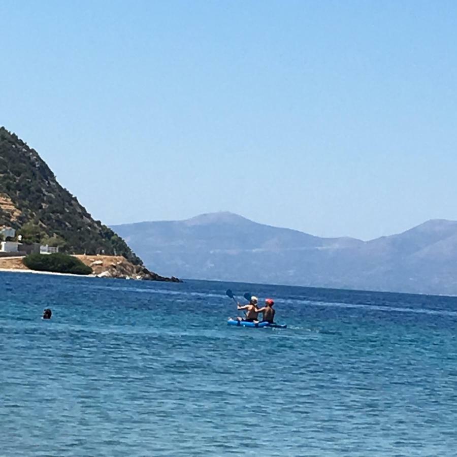Вилла Eratous Seaside House Agii Dimitrios ke Panteleimon Экстерьер фото